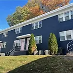 Davenport Dwellings-Two Bedroom Close To Unmc